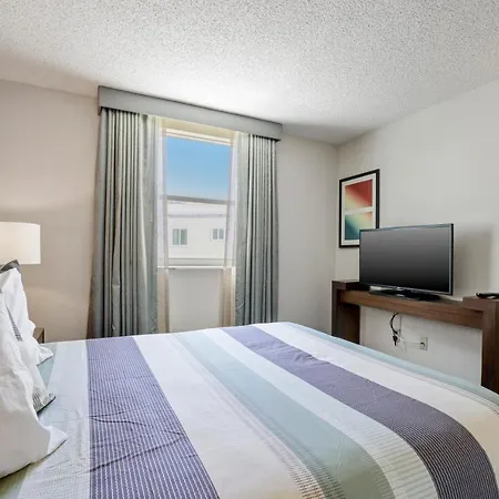 The Malone Aparthotel